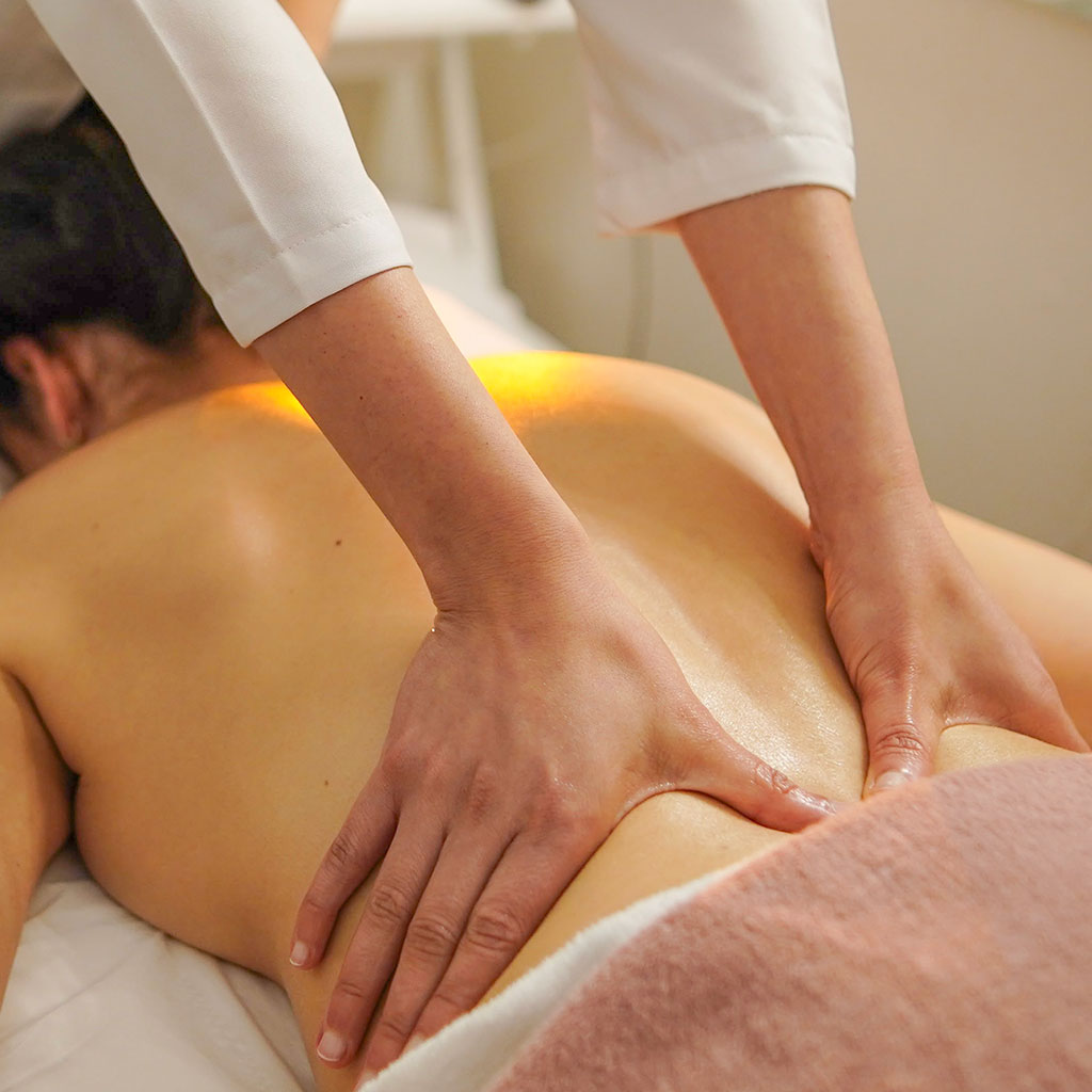 Massage treatment in progress